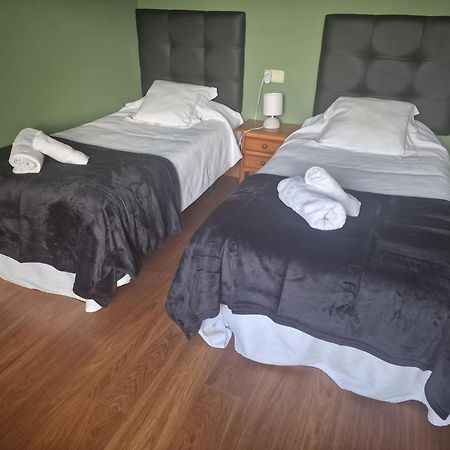 Hostal Lizuniaga Bera  Екстер'єр фото