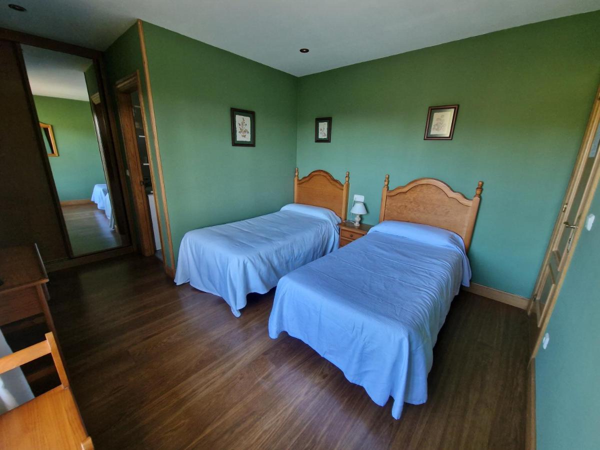 Hostal Lizuniaga Bera  Екстер'єр фото