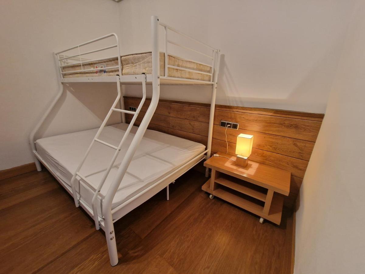 Hostal Lizuniaga Bera  Екстер'єр фото